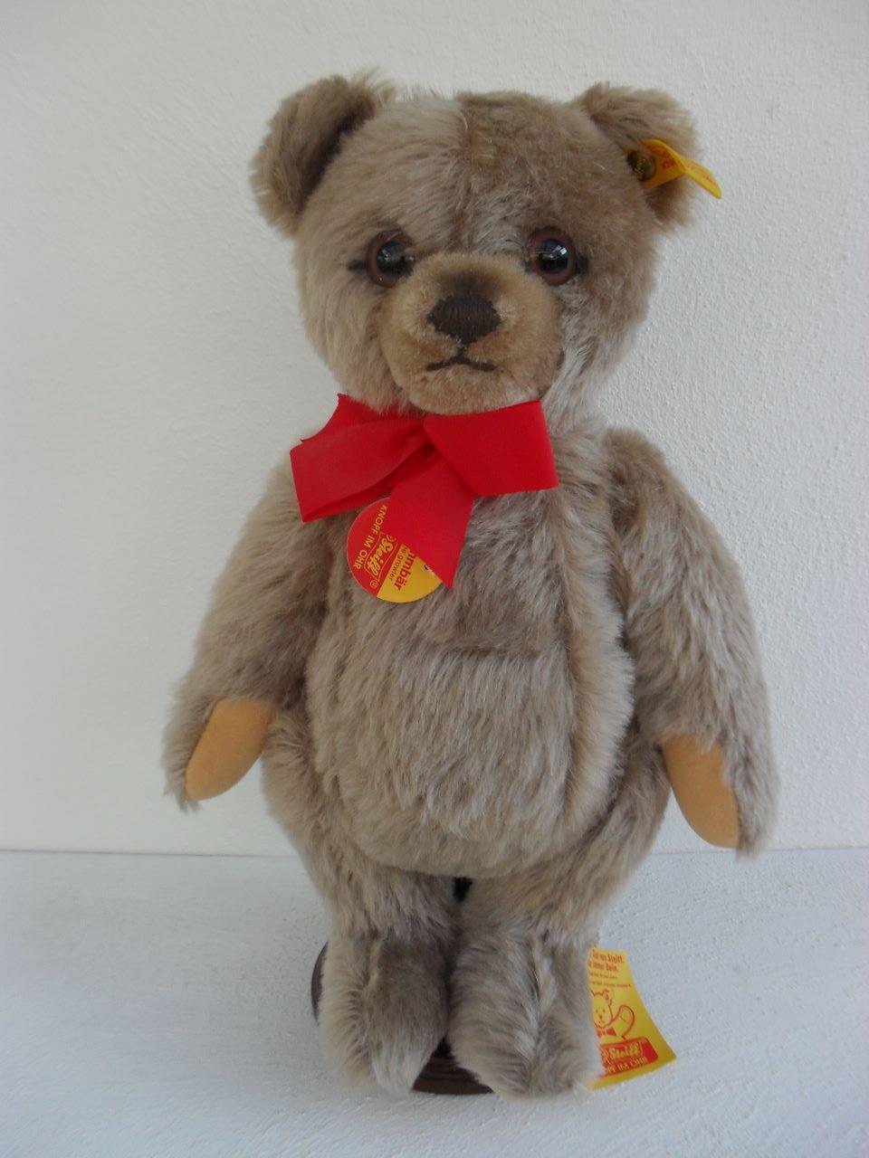 Steiff Teddy Bear   -  Brummbar    -   Made in Germany