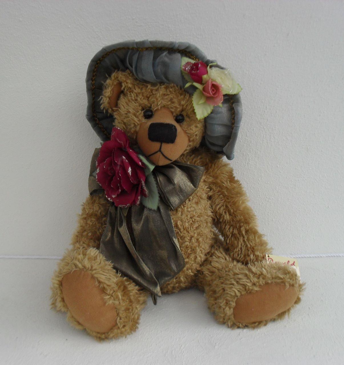 Oswald Bears   -   Ruby    -  Made in China