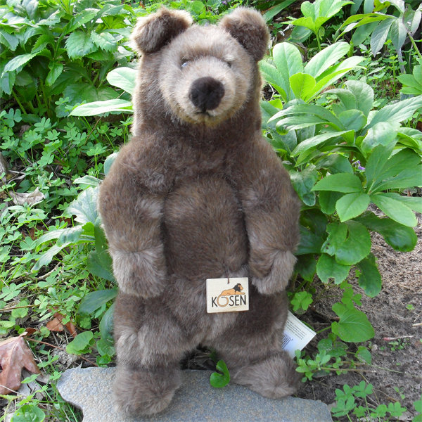 Kosen - Brown Bear Standing - (Medium)