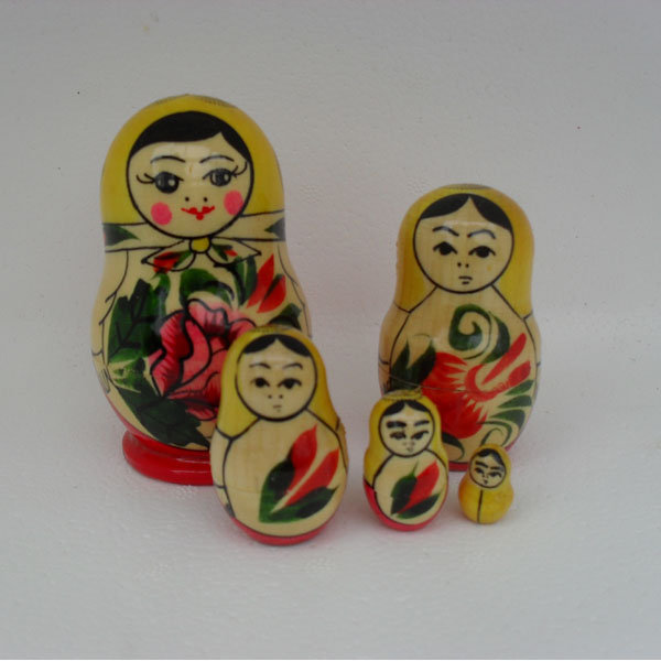 Mat004 - Matryoshka Dolls
