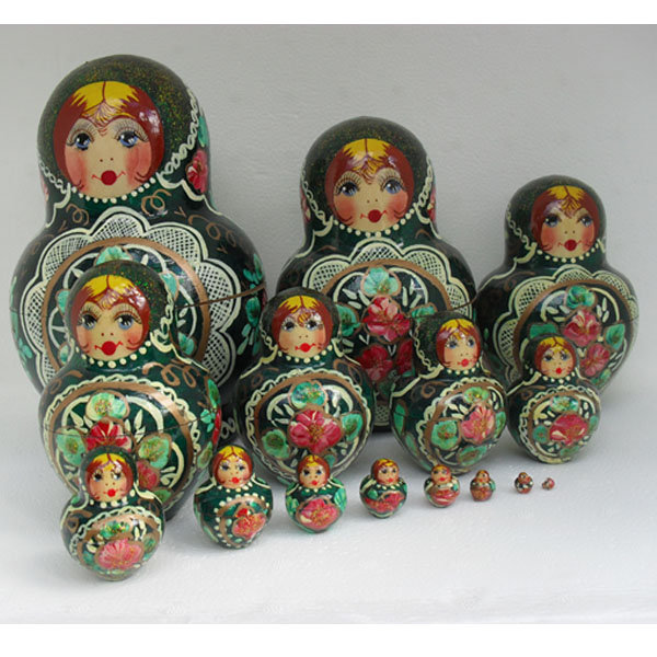 Mat022 - Matryoshka Dolls